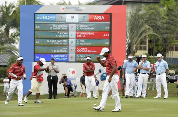 WE DID IT: Anirban Lahiri of India celebrates during the foursomes at the EurAsia Cup. Team Europe lead Team Asia 7-3. Picture by PAUL LAKATOS/Asian Tour.