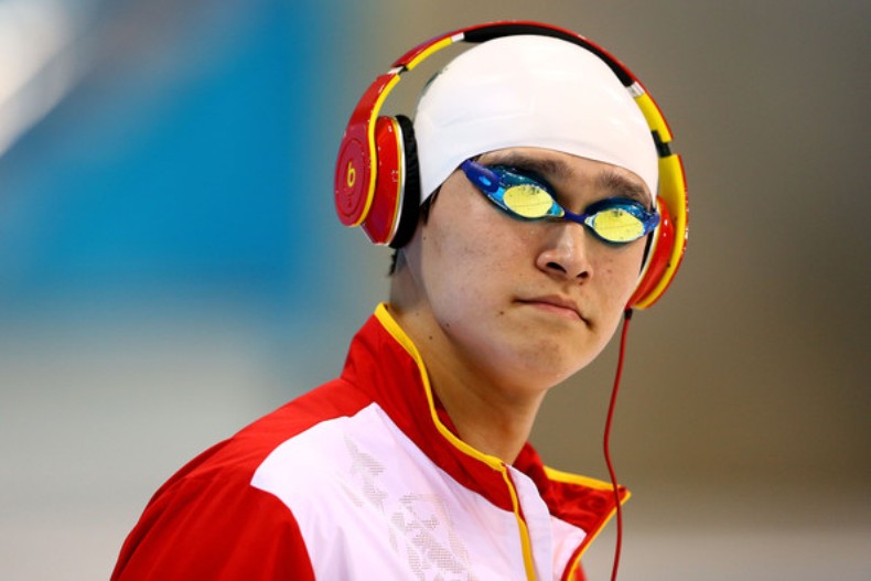 Sun sorry for ‘ugly’ anthem jibe