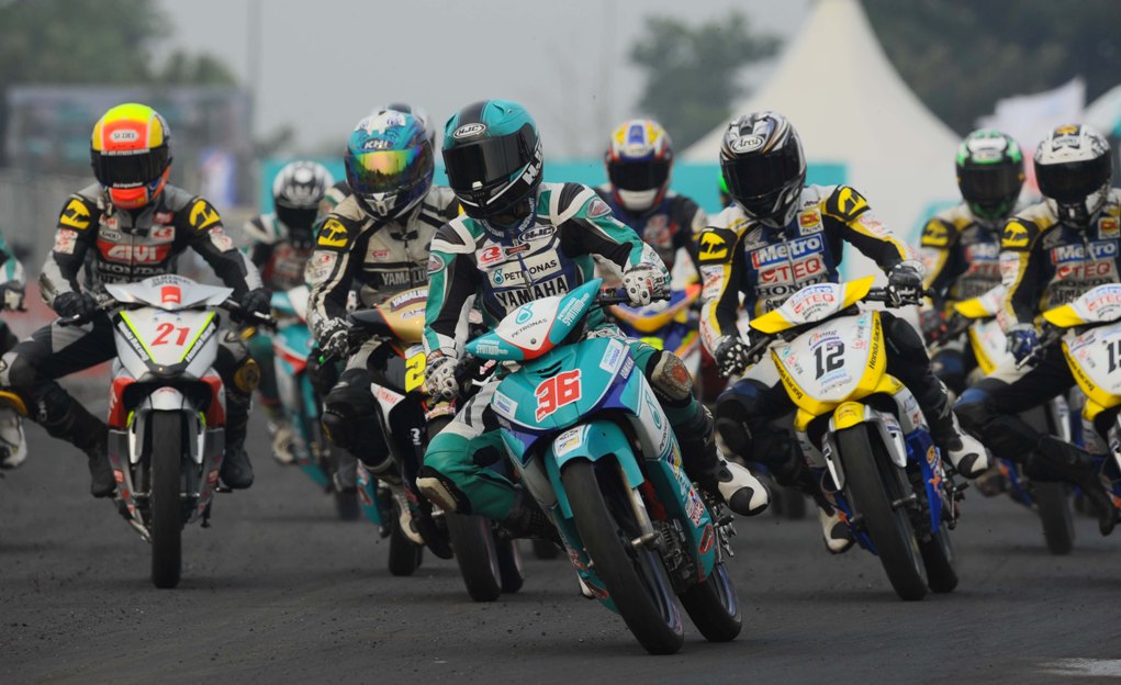 Affendi Rosli leading the CP130 race in Jempol