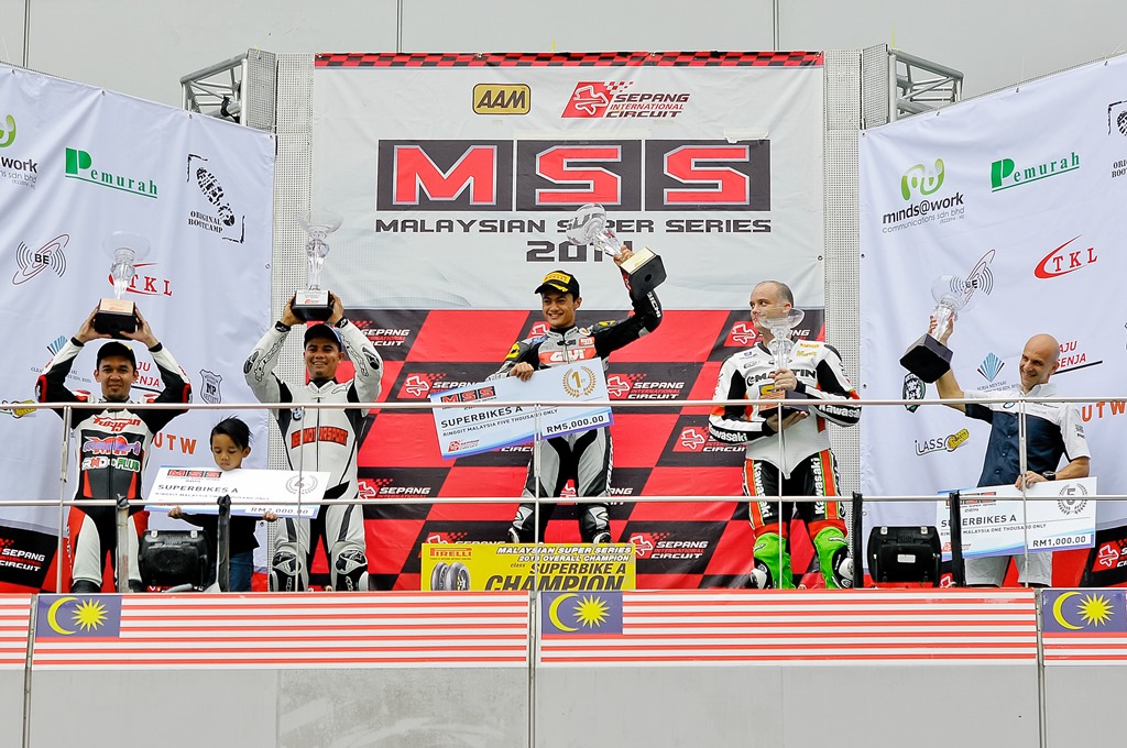 Zaqhwan Lifts MSS Superbike Title in Final Race