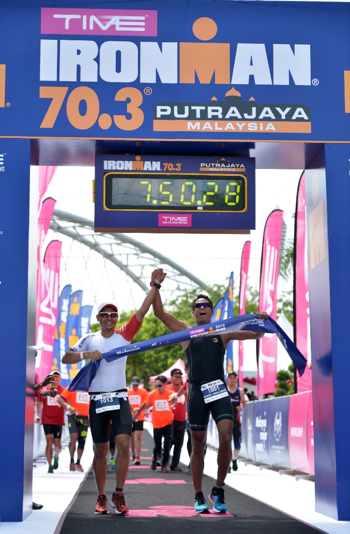 YB Khairy Jamaluddin, Youth & Sports Minister finishing the TIME IRONMAN 70.3 Putrajaya on 3 April 2016