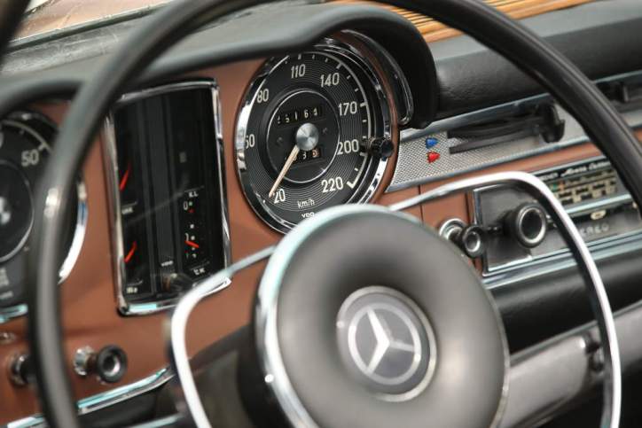 classi.sl