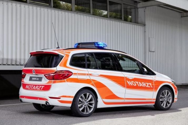 the-bmw-220d-xdrive-