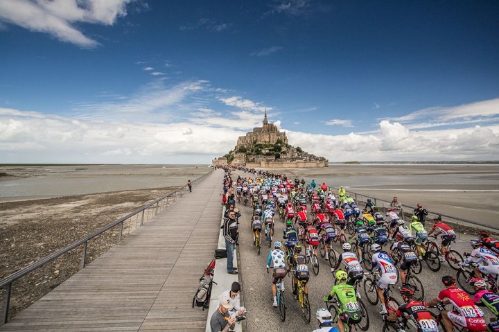 Tour de France 2016 - 02/07/2016 - Grand départ - Mont-Saint-Michel/ Utah Beach Sainte-Marie-du-Mont (188km) - Départ du Mont-Saint-Michel
