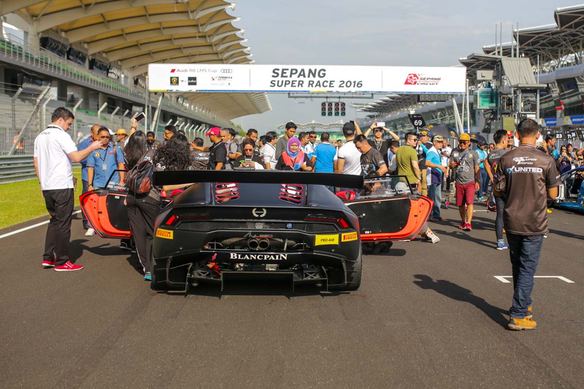 Motorsport fans were treated to a day of non-stop racing action at round four of the 2016 Lamborghini Blancpain Super Trofeo Asia series.