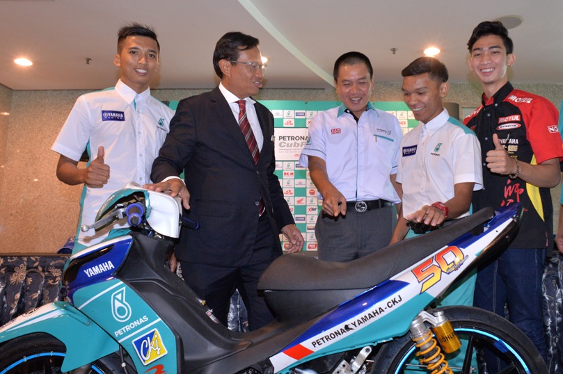 Kemaman MO pledges support for young Kemaman-born riders