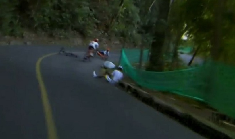Nibali-and-Henao-crash