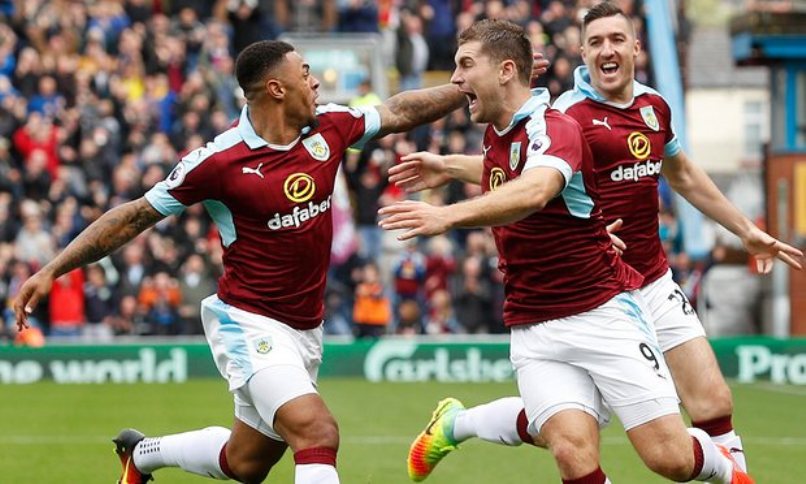 Burnley shock Liverpool, City stroll