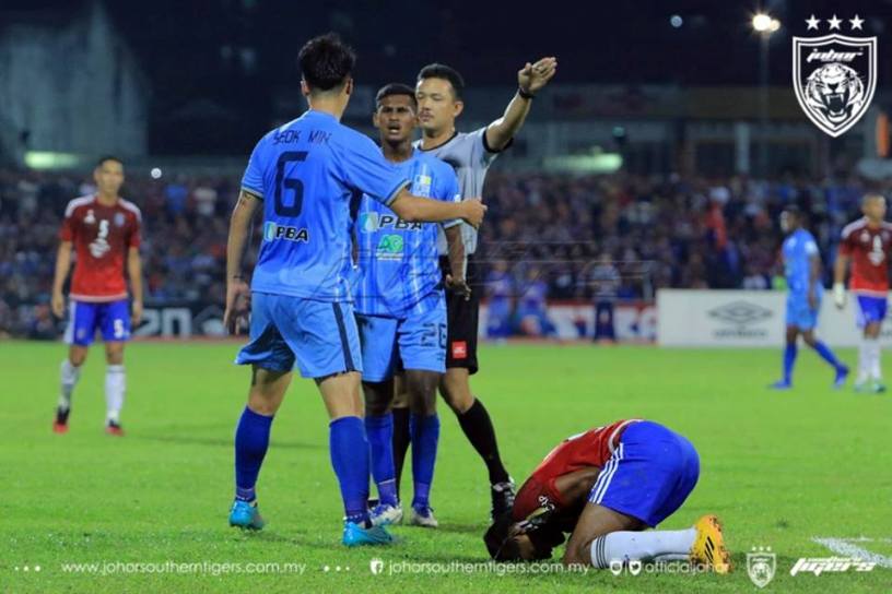 Super League leaders JDT and Felda United fumble