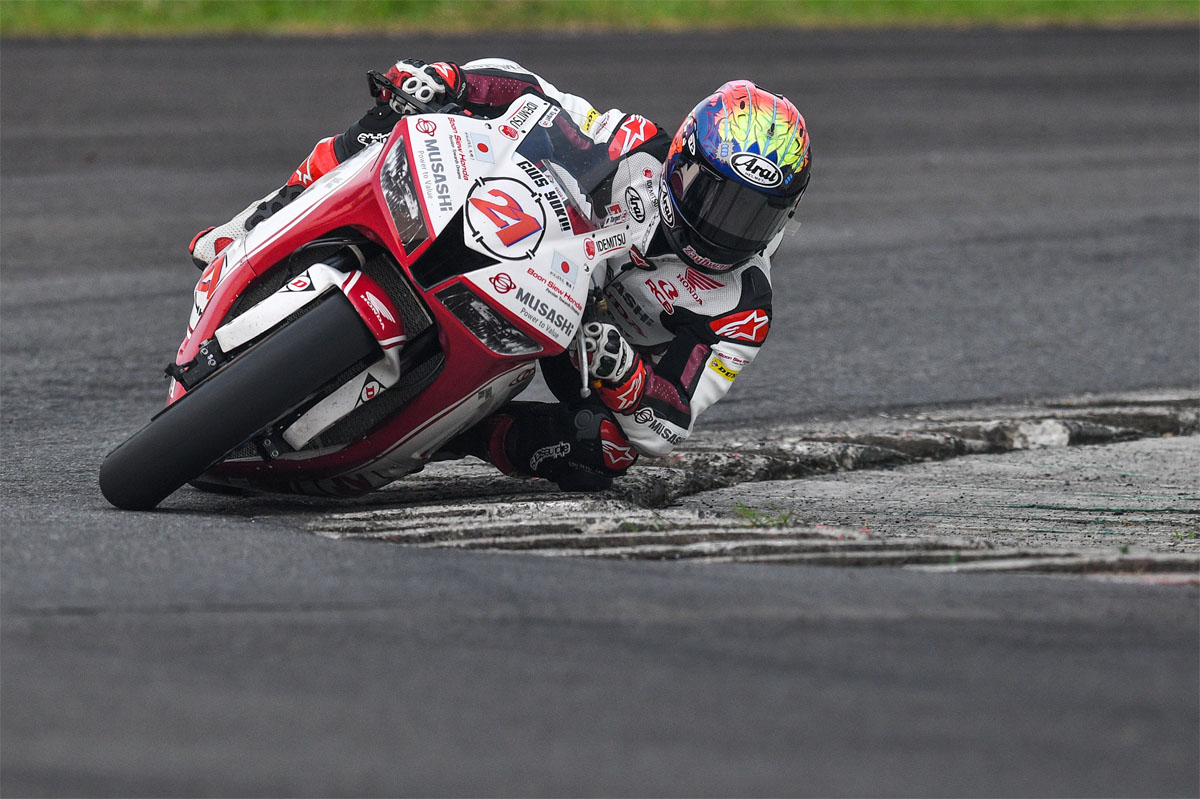 Zaqhwan turut bimbang mengenai keadaan bahunya yang masih belum 100 peratus pulih untuk mengendalikan jentera Honda CBR600RR di litar Buddh.