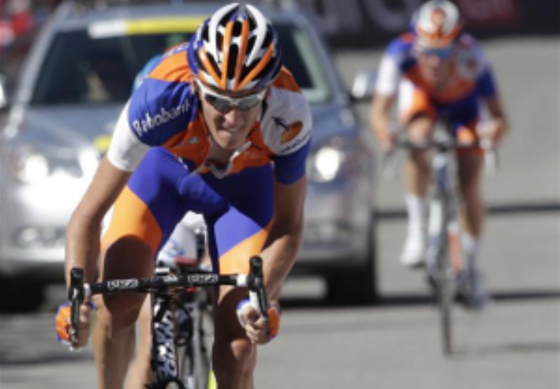 Gesink wins queen Vuelta stage, Froome keeps Quintana in sight