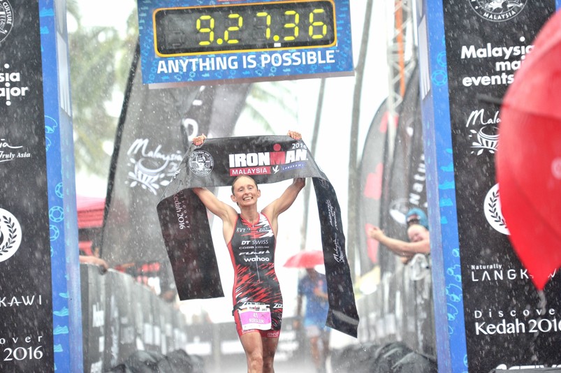 pro-female-champion-diana-riesler-ger-claims-her-third-consecutive-victory