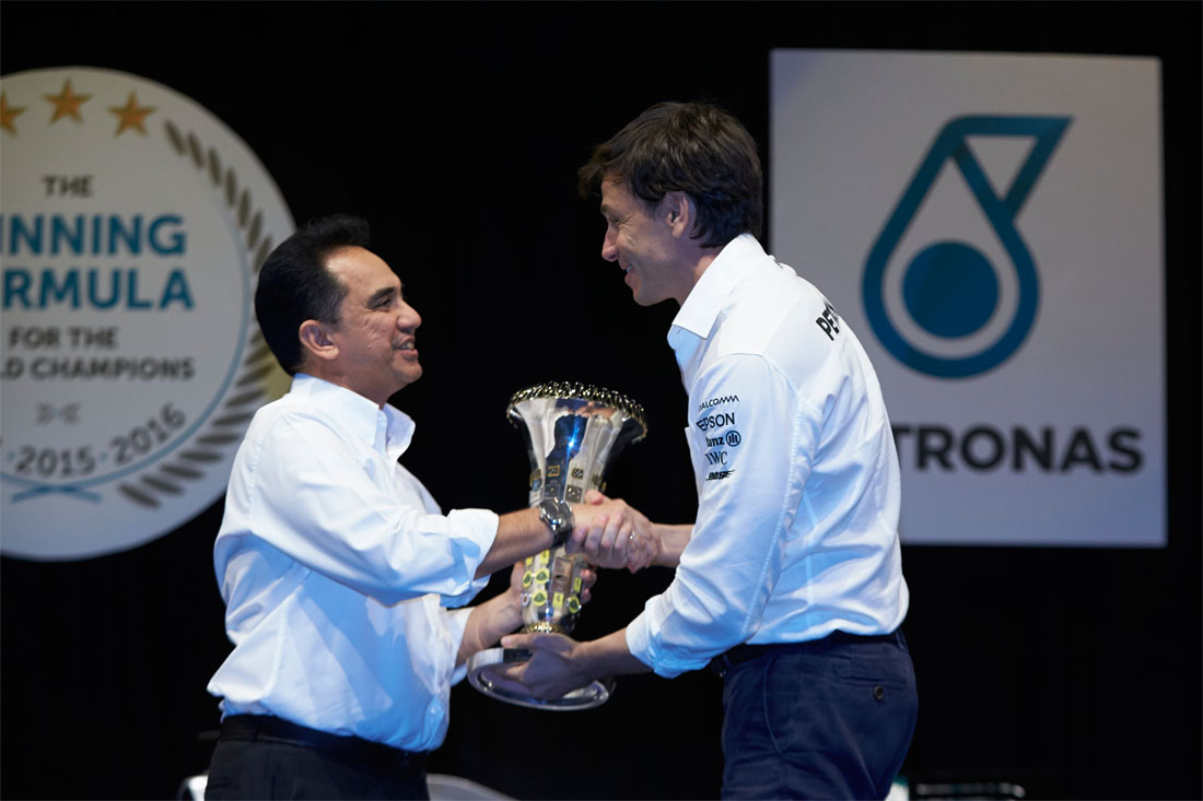 2016 FIA Formula One World Champions - Petronas Team