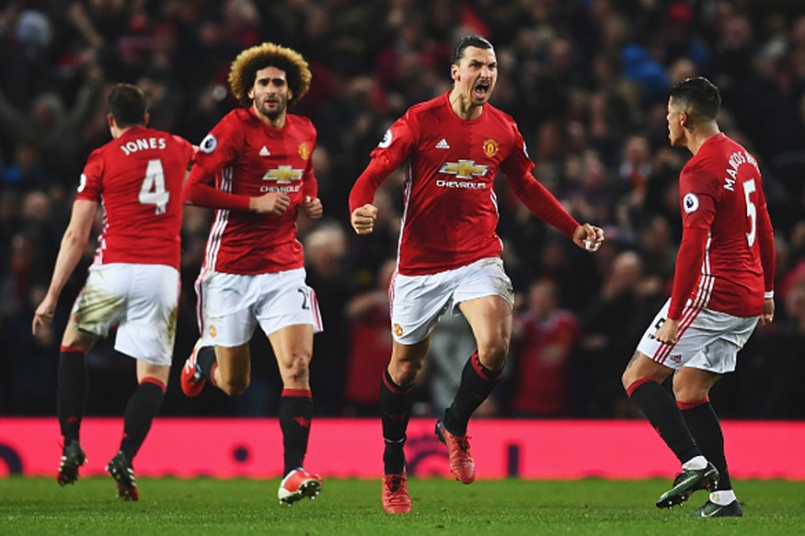 Ibrahimovic rescues Man Utd in Liverpool draw