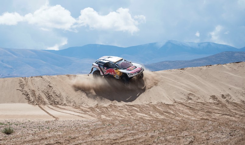 Peugeot 3008DKR on top after a day of pathfinding
