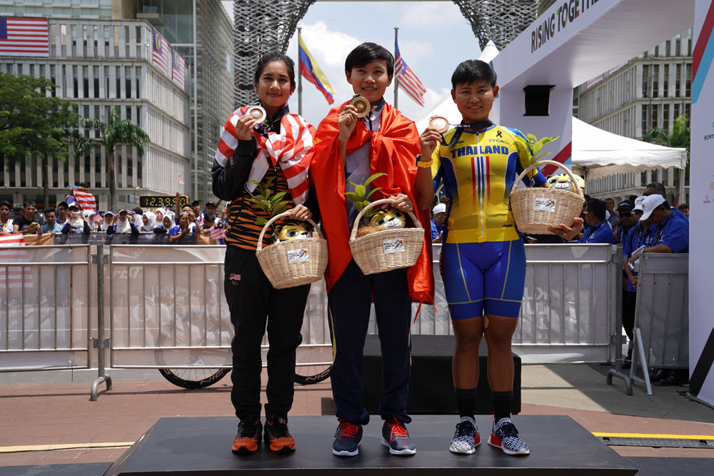 29th SEA Games KL2017 Cycling Basikal Criterium Podium Winner - Women