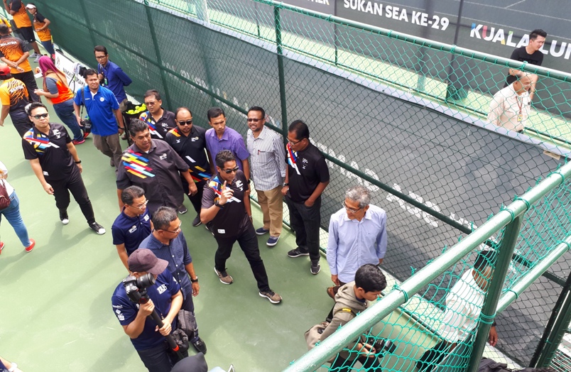 Khairy gives LTAM the thumbs up