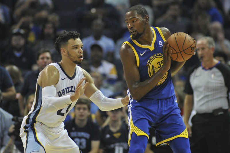 Warriors come unglued, Cavs look flat against Magic