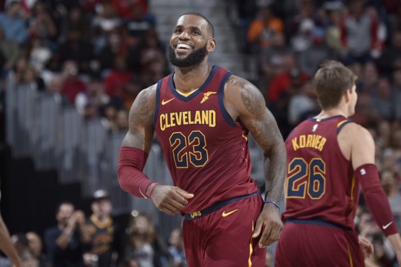 LeBron leads revamped Cavaliers lineup over Bulls
