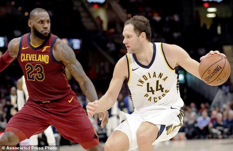 Struggling Cavaliers fall to Pacers, drop fourth in a row
