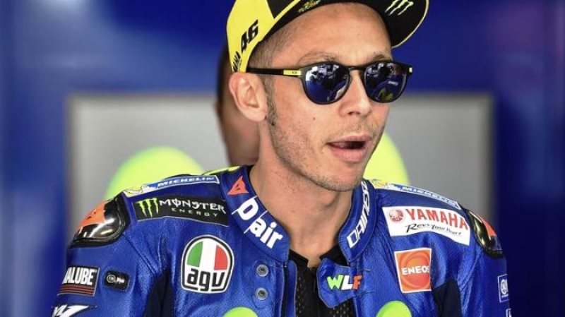 Valentino Rossi signs two-year contract with Yamaha