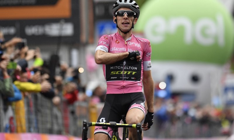 Yates puts the hammer down
