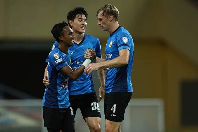 First day Malaysia Cup shocks