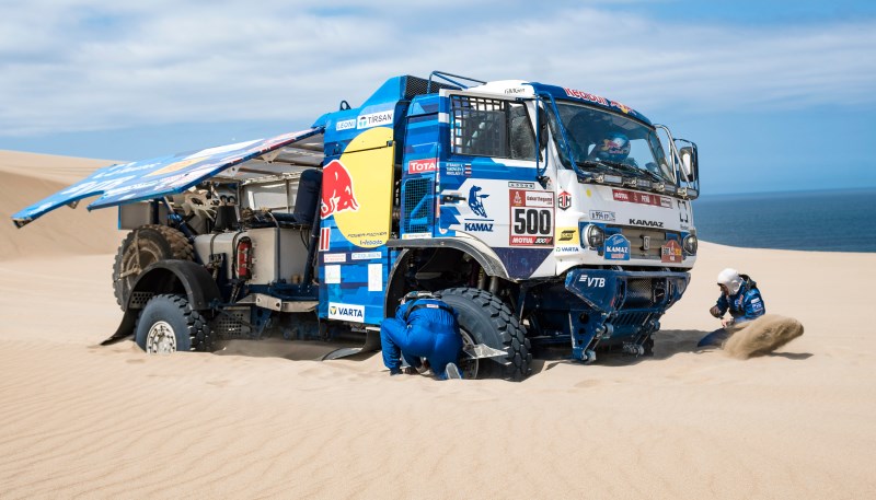 Al-Attiyah extends lead while Price pushes through the pain barrier
