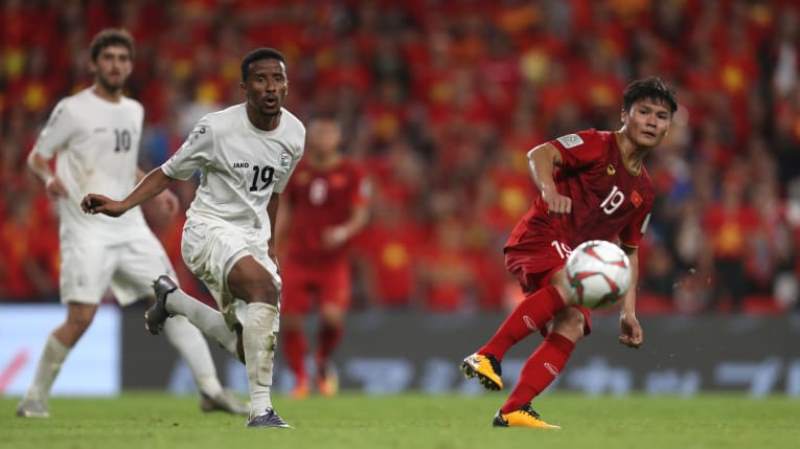 Anxious wait for Vietnam for Round of 16 spot