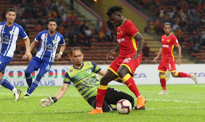 Selangor beat KL to move into top three